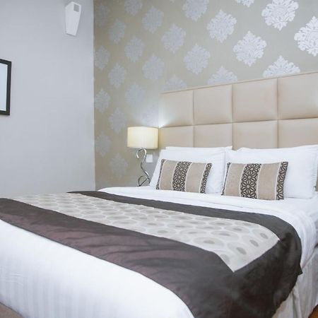 Morning Side Suites Aliayabiagba Екстериор снимка