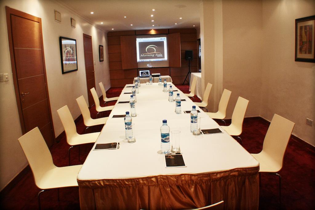 Morning Side Suites Aliayabiagba Екстериор снимка