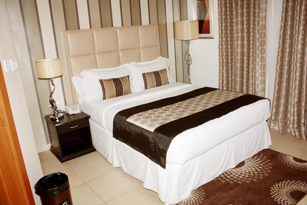 Morning Side Suites Aliayabiagba Екстериор снимка