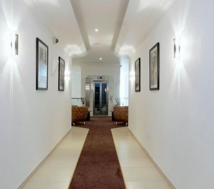 Morning Side Suites Aliayabiagba Екстериор снимка