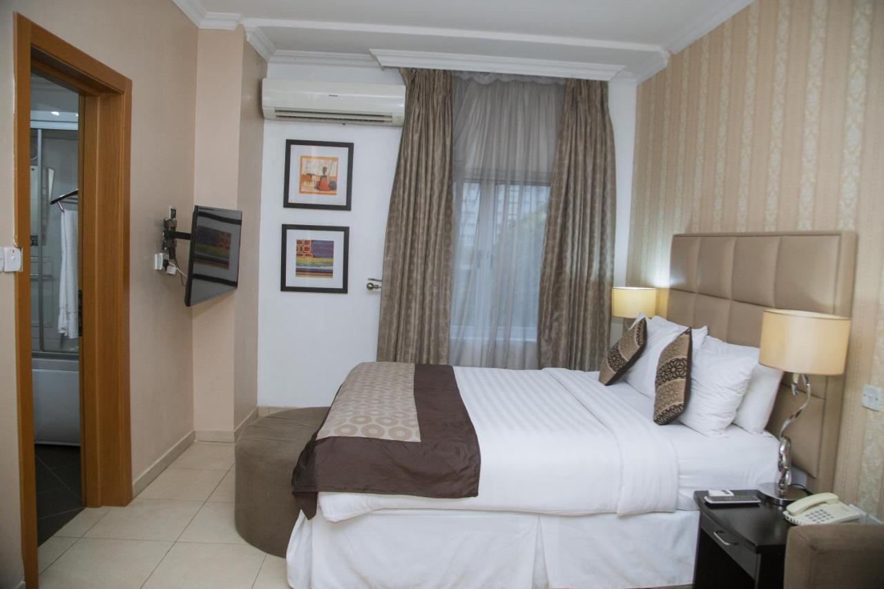 Morning Side Suites Aliayabiagba Екстериор снимка