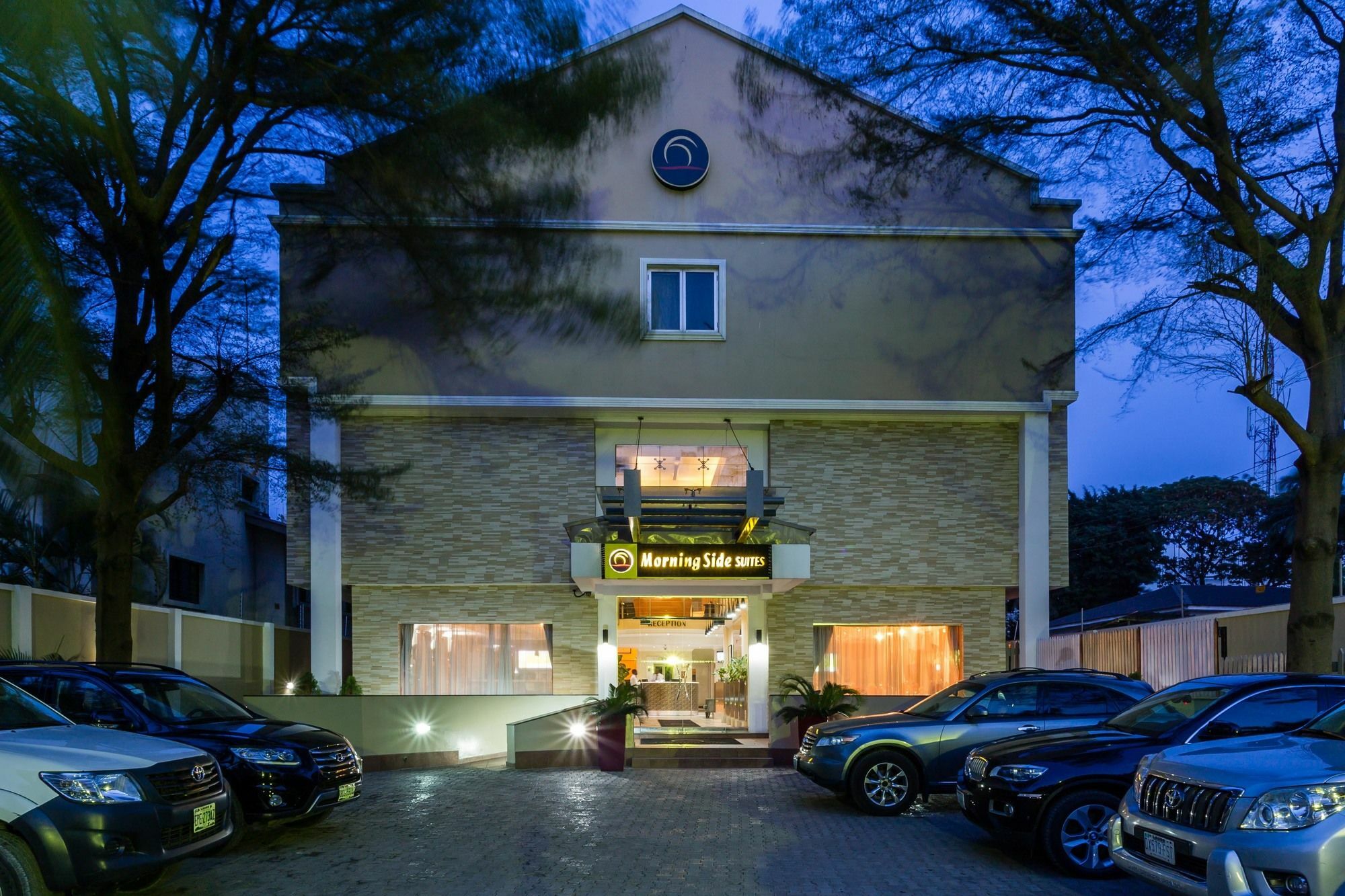 Morning Side Suites Aliayabiagba Екстериор снимка