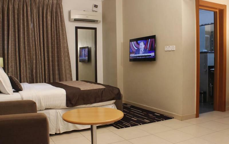 Morning Side Suites Aliayabiagba Екстериор снимка